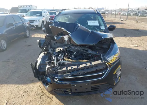 2018 Ford Escape Se from USA, damaged, VIN 1FMCU9GD8JUD08246